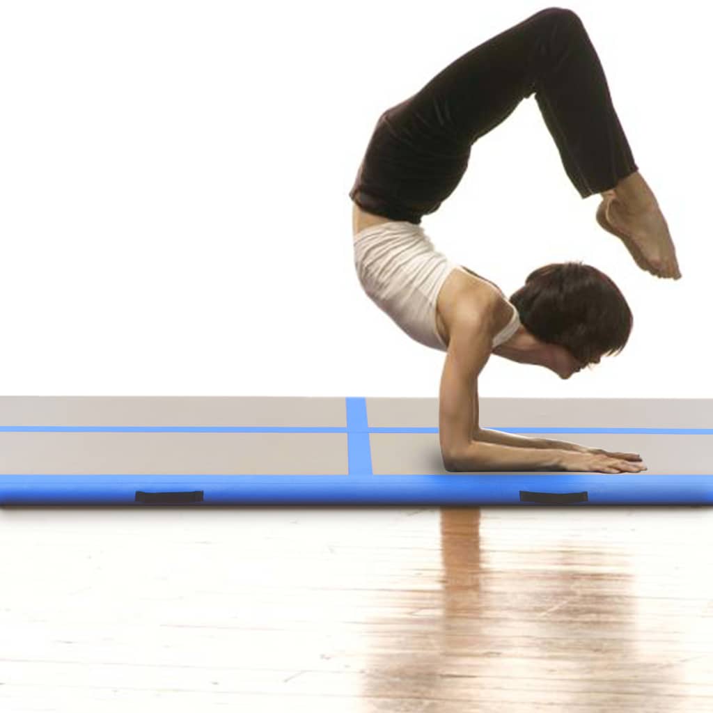 oppustelig gymnastikmåtte med pumpe 600 x 100 x 10 cm PVC blå